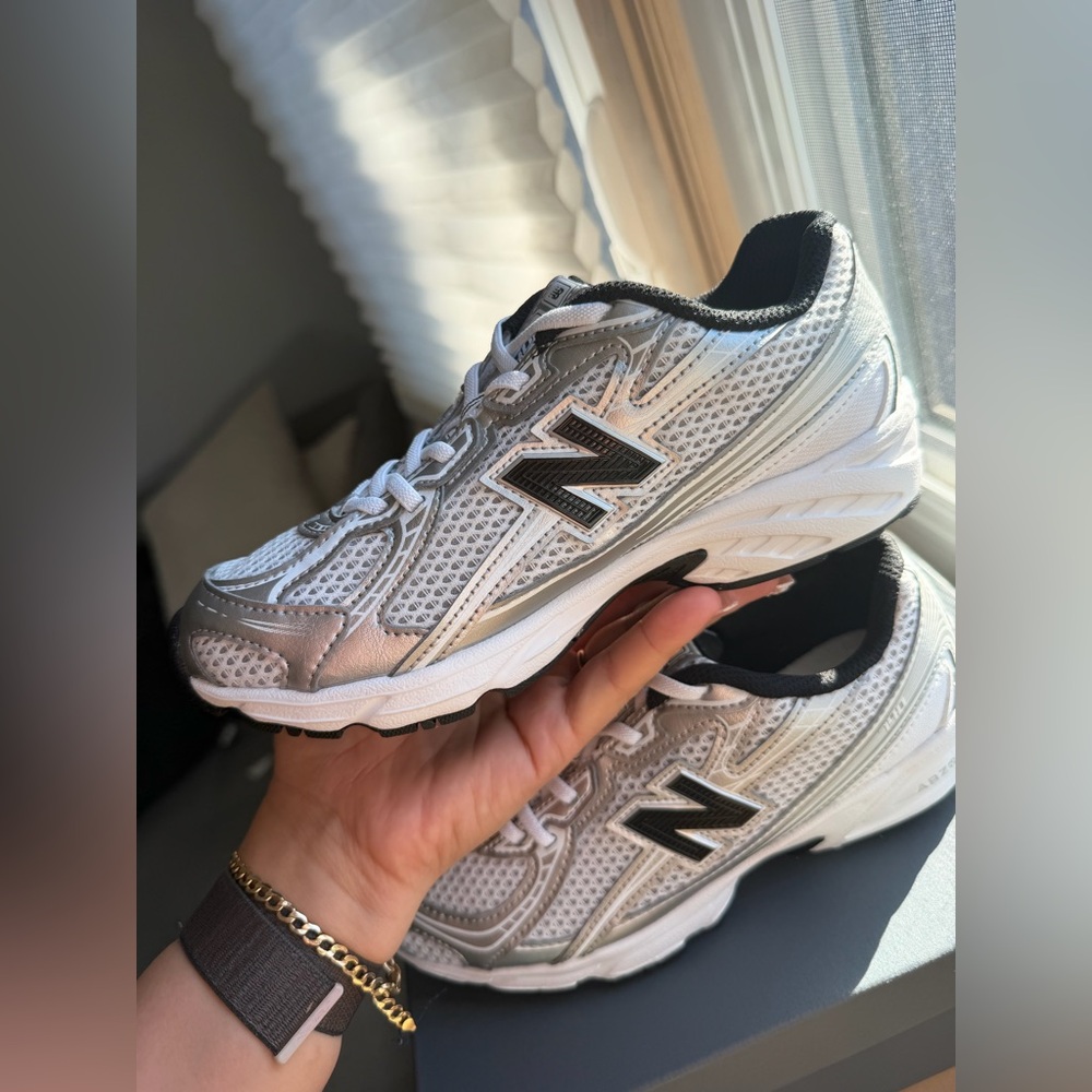 Kids New Balance white and Silver Athletic Shoes (brand new with box)